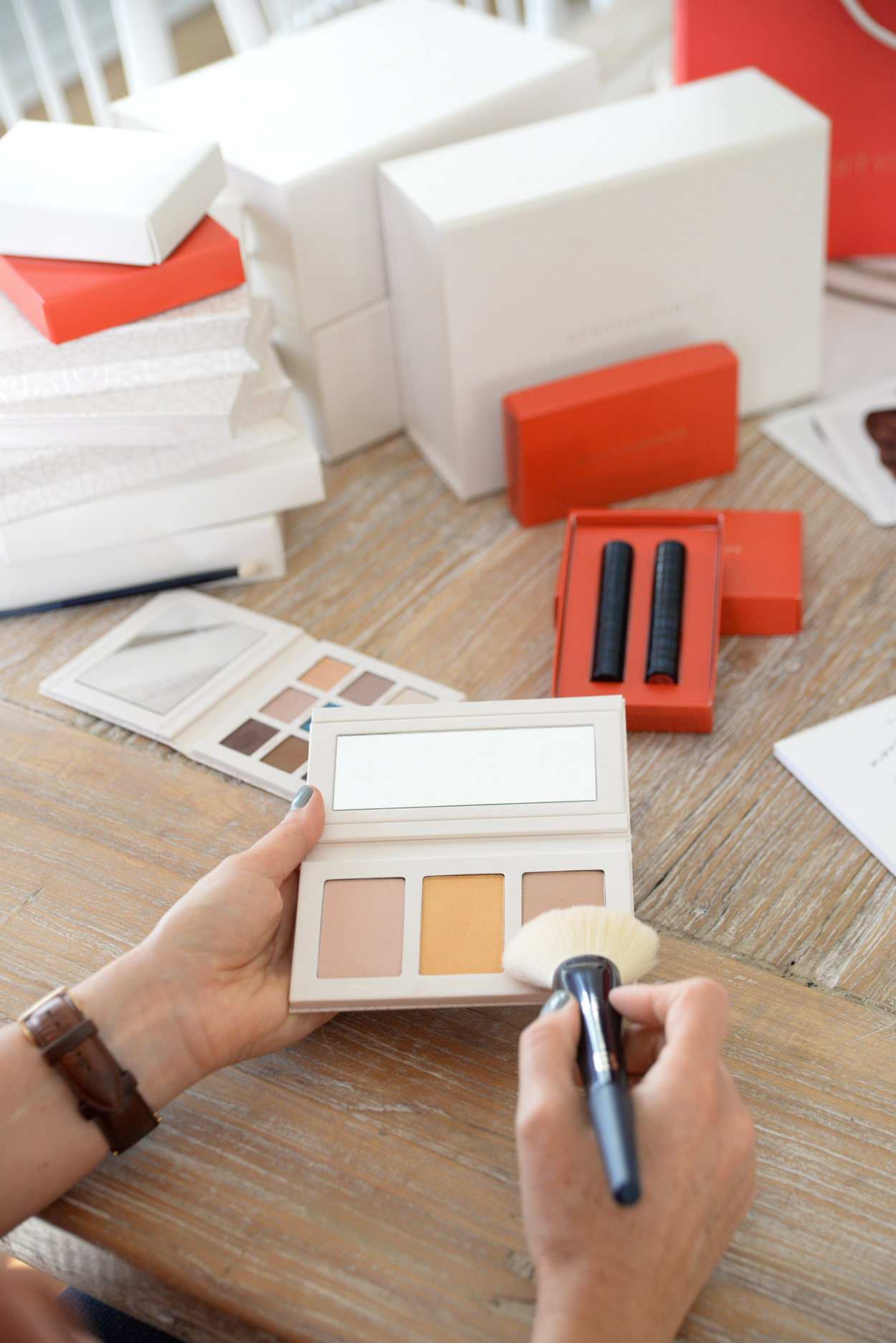 Beautycounter Holiday 2018 highlighter palette
