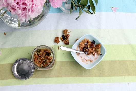 Gwyneth-Paltrow's-Quiona-Granola