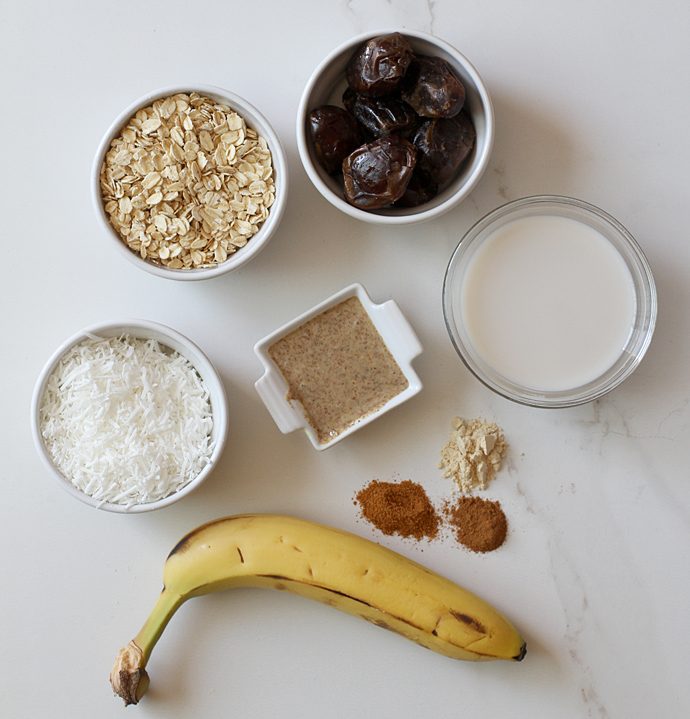 Almond Date Smoothie With Maca Ingredients