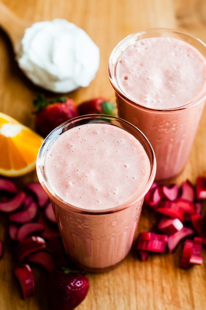 strawberry rhubarb and yogurt smoothie in a clear glass