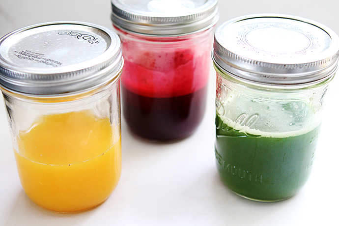 fruit and veggie juices in mason jars