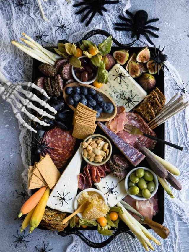 Halloween Charcuterie Board