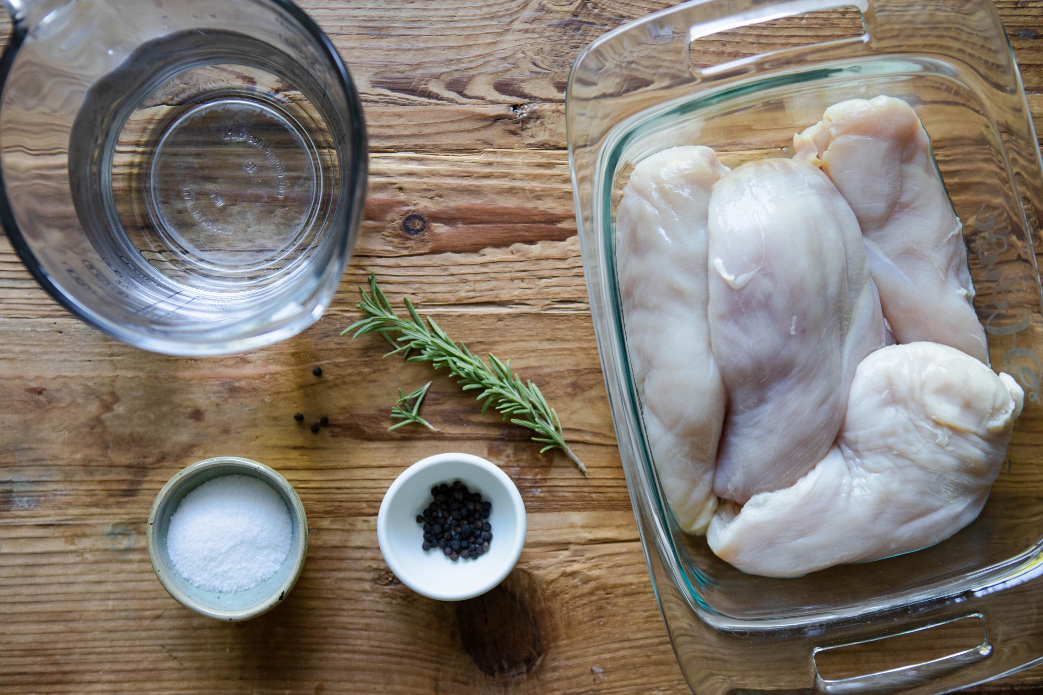 basic brine recipe ingredients with chicken breasts