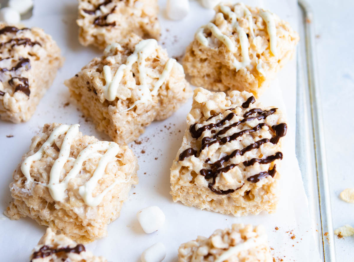 cereal bars drizzled with white and dark chocolate