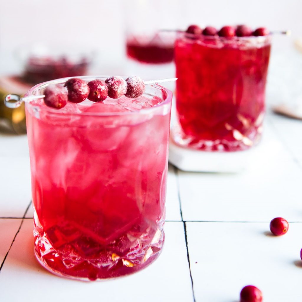 Gin Grapefruit Cocktail Recipe (Only 5 Ingredients!)