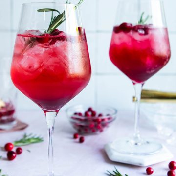 St Germain spritz Prosecco cranberry Christmas cocktail