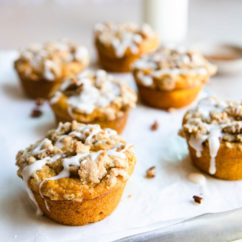 banana muffins with a streusel topping