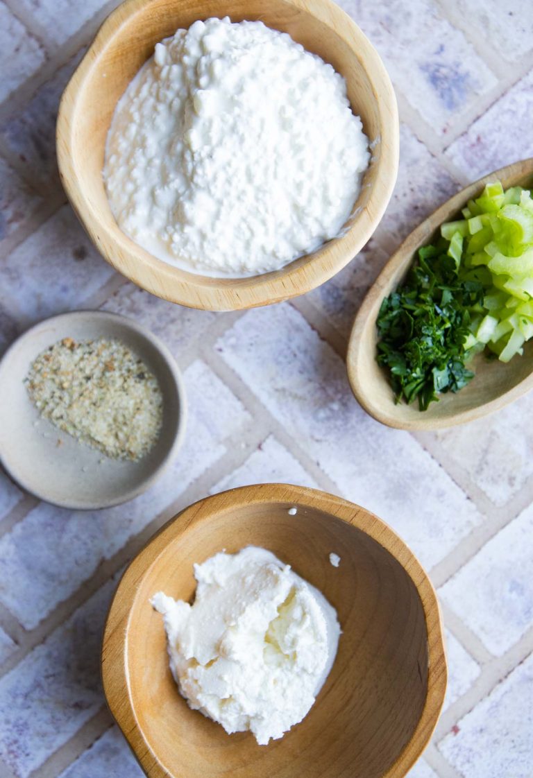 Easy High Protein Cottage Cheese Dip