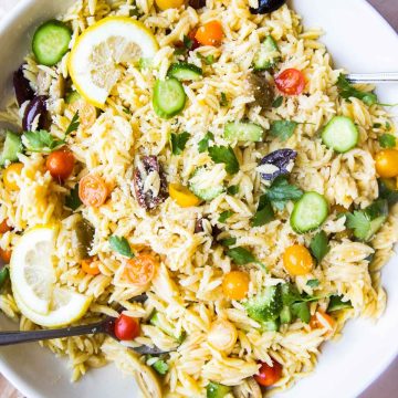 orzo salad with lemon herbed dressing and tons of fresh veggies