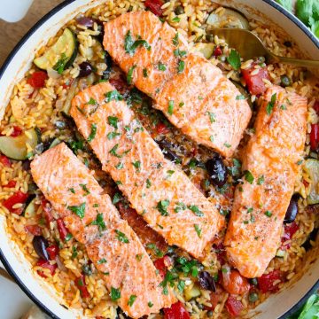 3 quart braising pan filled with salmon and orzo dinner